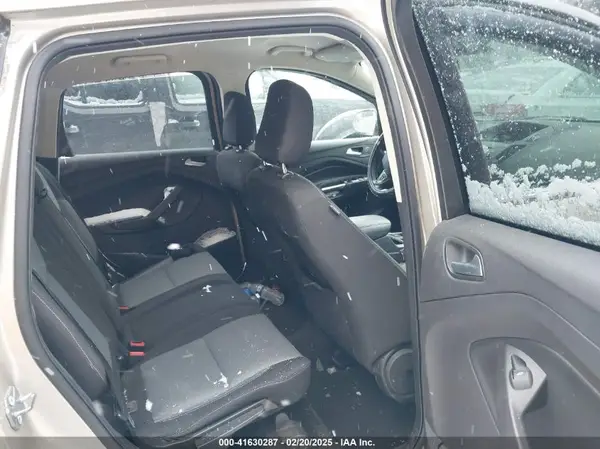 1FMCU9GD2JUD17167 2018 FORD ESCAPE - Image 8