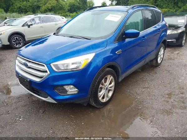 1FMCU9GD2JUD22529 2018 FORD ESCAPE - Image 2