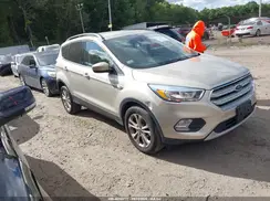 1FMCU9GD2JUD22966 2018 FORD ESCAPE