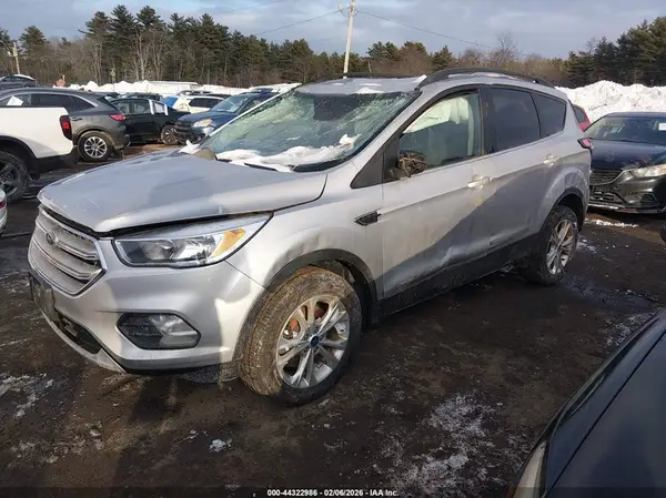 1FMCU9GD2JUD32834 2018 FORD ESCAPE - Image 2