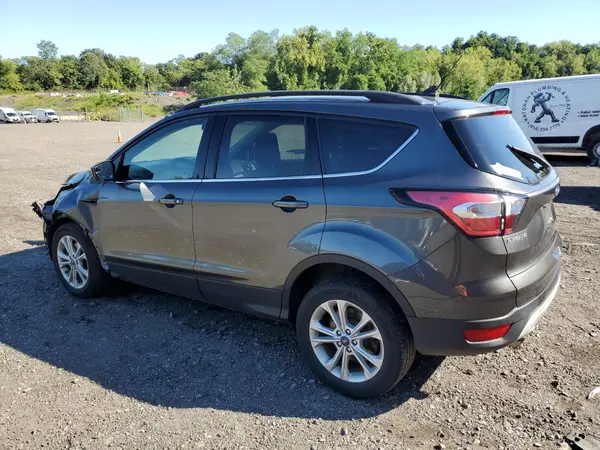 1FMCU9GD2JUD33157 2018 FORD ESCAPE - Image 2