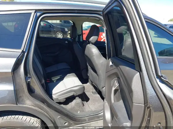 1FMCU9GD2KUA01561 2019 FORD ESCAPE - Image 8