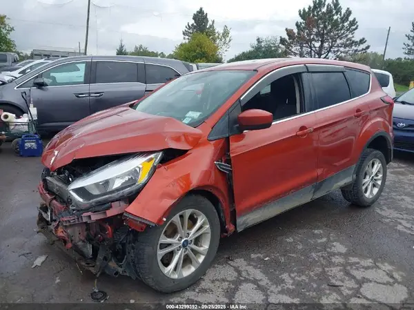 1FMCU9GD2KUA07666 2019 FORD ESCAPE - Image 2