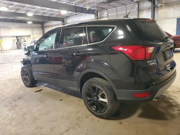 1FMCU9GD2KUA09398 2019 FORD ESCAPE - Image 2
