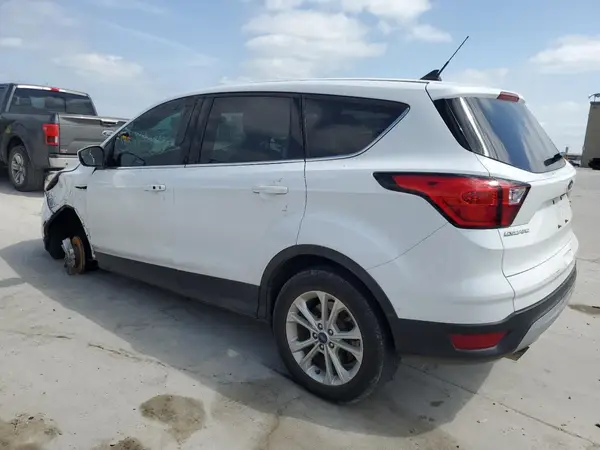 1FMCU9GD2KUA21566 2019 FORD ESCAPE - Image 2