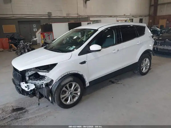 1FMCU9GD2KUA49111 2019 FORD ESCAPE - Image 2