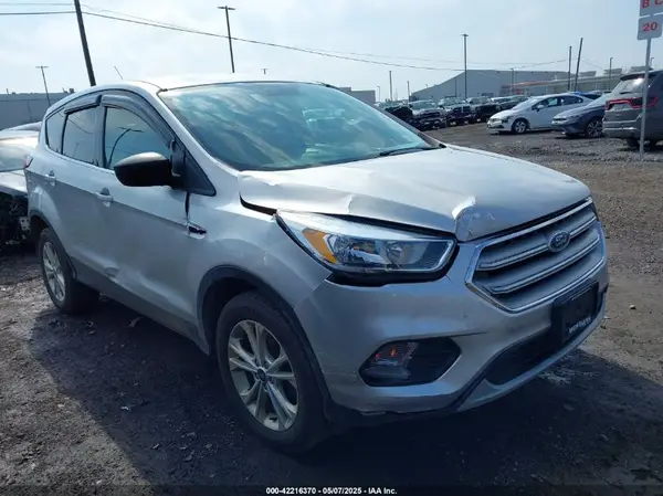 1FMCU9GD2KUA60321 2019 FORD ESCAPE - Image 1