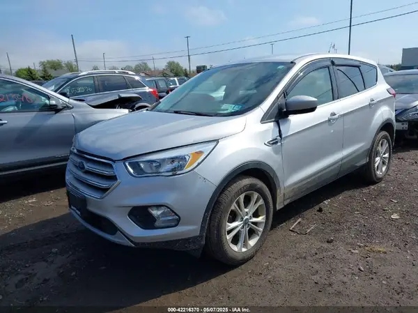 1FMCU9GD2KUA60321 2019 FORD ESCAPE - Image 2
