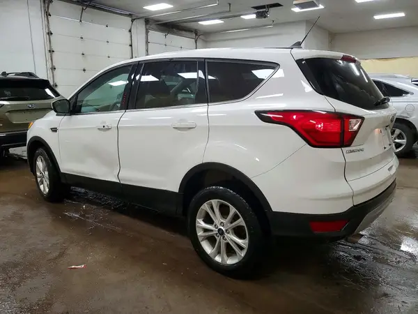 1FMCU9GD2KUA70587 2019 FORD ESCAPE - Image 2