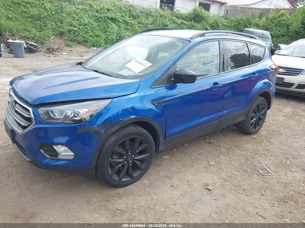 1FMCU9GD2KUB03944 2019 FORD ESCAPE - Image 2