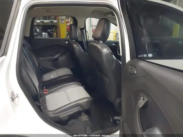 1FMCU9GD2KUB15415 2019 FORD ESCAPE - Image 8