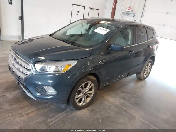 1FMCU9GD2KUB24888 2019 FORD ESCAPE - Image 2