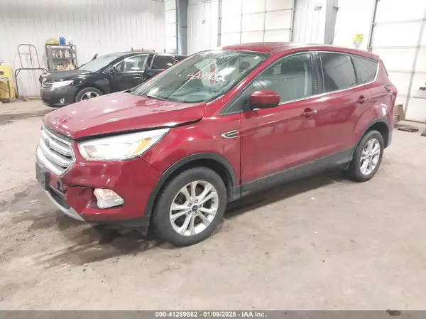 1FMCU9GD2KUB27824 2019 FORD ESCAPE - Image 2