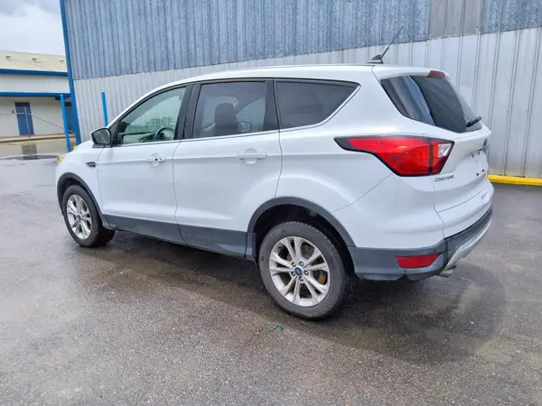 1FMCU9GD2KUB31209 2019 FORD ESCAPE - Image 2