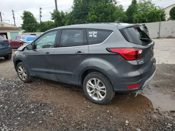 1FMCU9GD2KUB44445 2019 FORD ESCAPE - Image 2