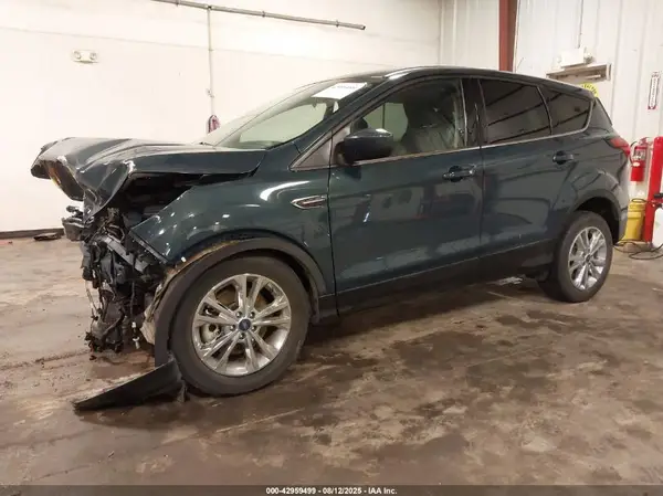 1FMCU9GD2KUB58846 2019 FORD ESCAPE - Image 2
