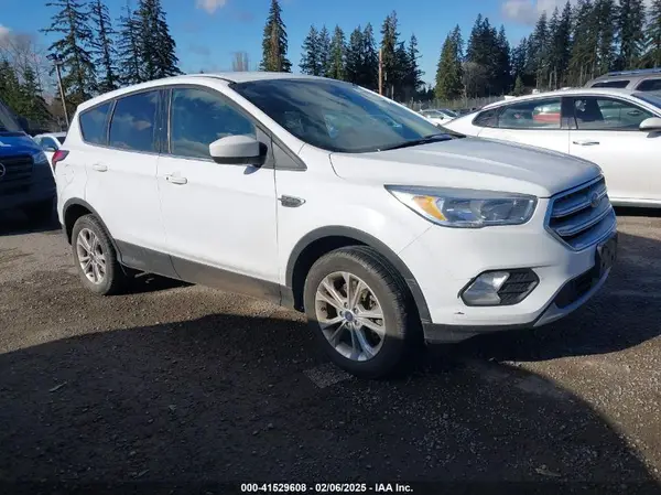1FMCU9GD2KUB63674 2019 FORD ESCAPE - Image 1