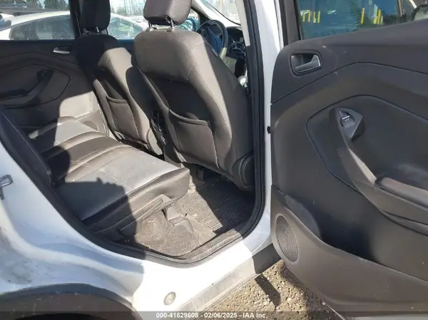 1FMCU9GD2KUB63674 2019 FORD ESCAPE - Image 8