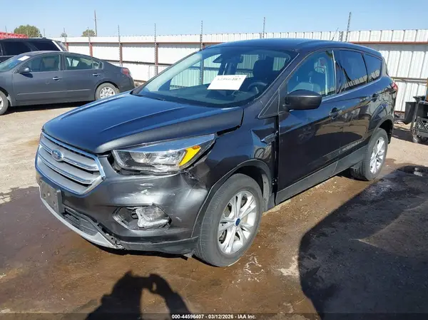 1FMCU9GD2KUB68776 2019 FORD ESCAPE - Image 2