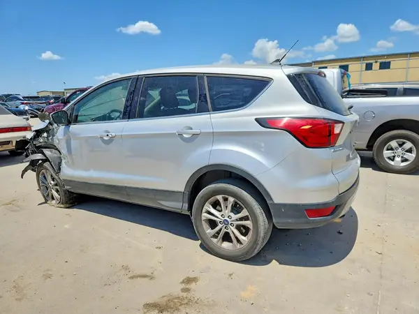 1FMCU9GD2KUB90535 2019 FORD ESCAPE - Image 2