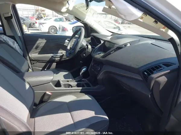 1FMCU9GD2KUC07284 2019 FORD ESCAPE - Image 1