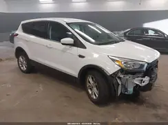 1FMCU9GD2KUC17961 2019 FORD ESCAPE