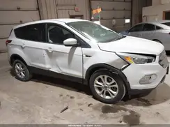 1FMCU9GD2KUC27339 2019 FORD ESCAPE