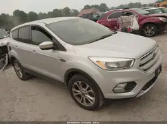 1FMCU9GD2KUC34372 2019 FORD ESCAPE