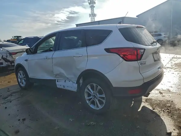 1FMCU9GD2KUC43153 2019 FORD ESCAPE - Image 2