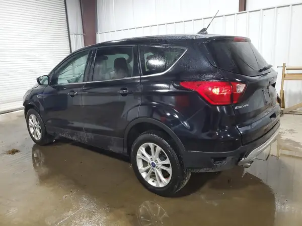 1FMCU9GD2KUC49132 2019 FORD ESCAPE - Image 2