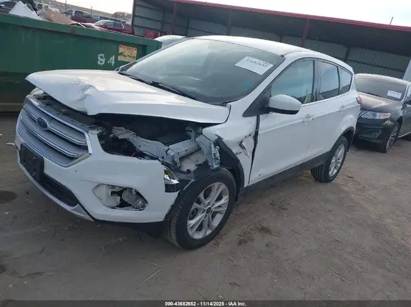 1FMCU9GD2KUC54380 2019 FORD ESCAPE - Image 2