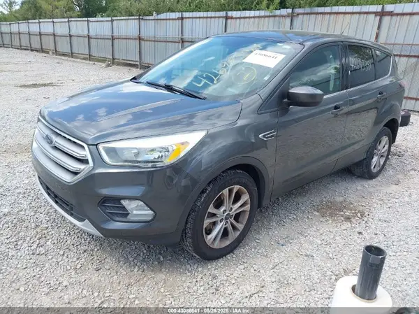 1FMCU9GD3HUA13159 2017 FORD ESCAPE - Image 2