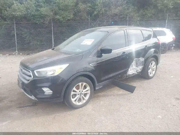 1FMCU9GD3HUA35646 2017 FORD ESCAPE - Image 2