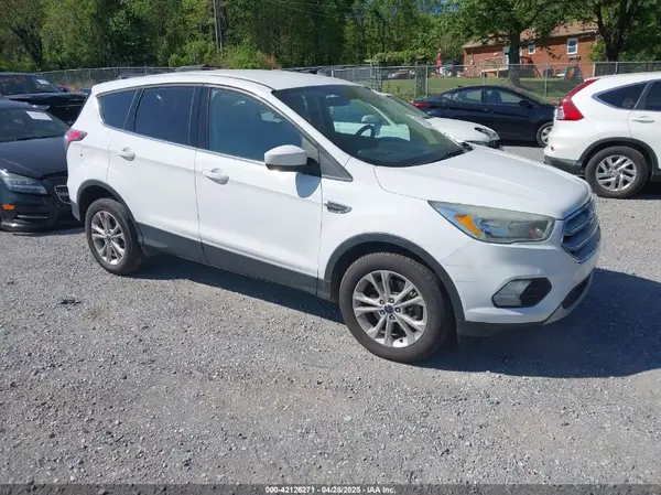 1FMCU9GD3HUA40233 2017 FORD ESCAPE - Image 1