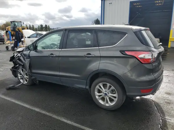 1FMCU9GD3HUA68632 2017 FORD ESCAPE - Image 2