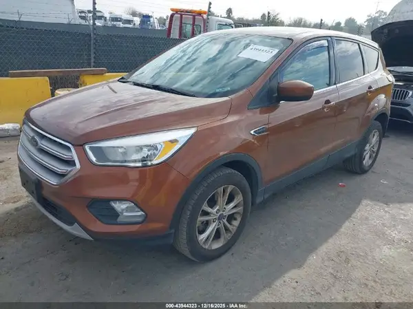 1FMCU9GD3HUA95085 2017 FORD ESCAPE - Image 2