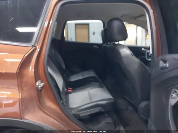 1FMCU9GD3HUB15805 2017 FORD ESCAPE - Image 8