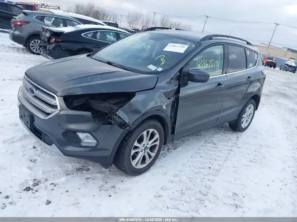 1FMCU9GD3HUB27517 2017 FORD ESCAPE - Image 2