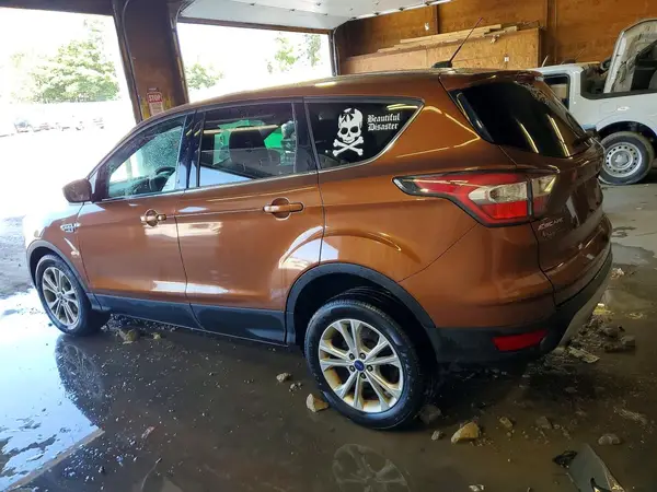 1FMCU9GD3HUB48576 2017 FORD ESCAPE - Image 2
