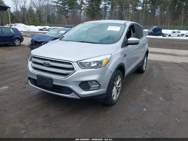 1FMCU9GD3HUB84669 2017 FORD ESCAPE - Image 2