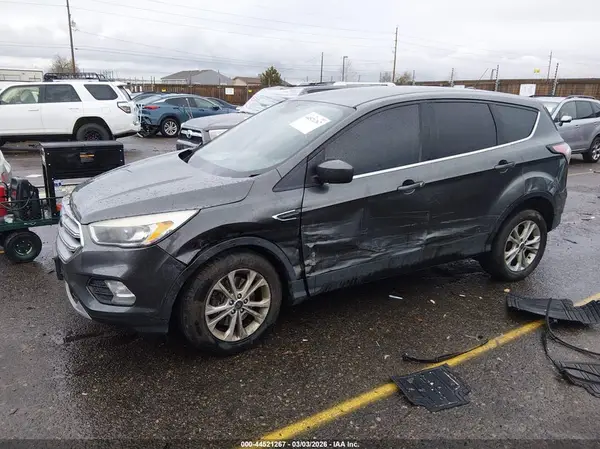 1FMCU9GD3HUC04211 2017 FORD ESCAPE - Image 2