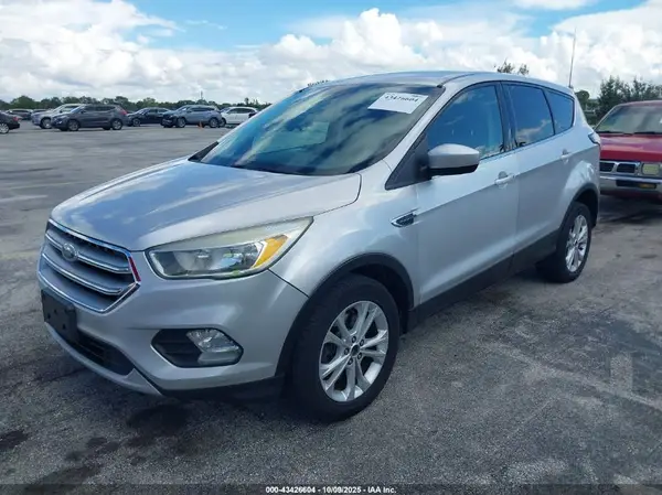 1FMCU9GD3HUC16133 2017 FORD ESCAPE - Image 2