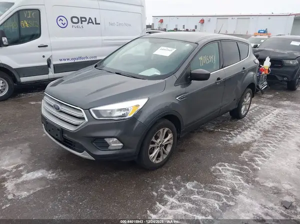 1FMCU9GD3HUC26032 2017 FORD ESCAPE - Image 2