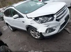 1FMCU9GD3HUC40660 2017 FORD ESCAPE