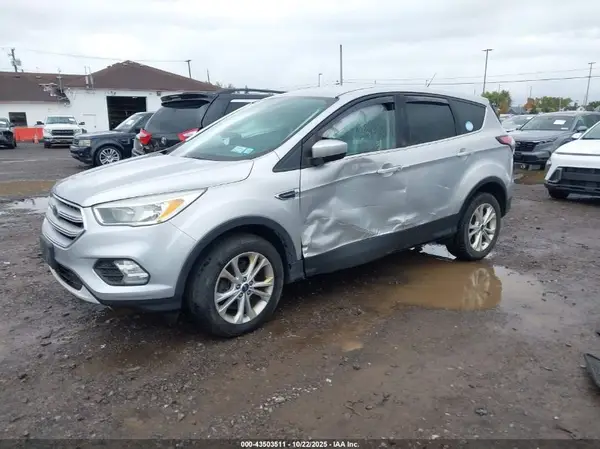 1FMCU9GD3HUC62738 2017 FORD ESCAPE - Image 2