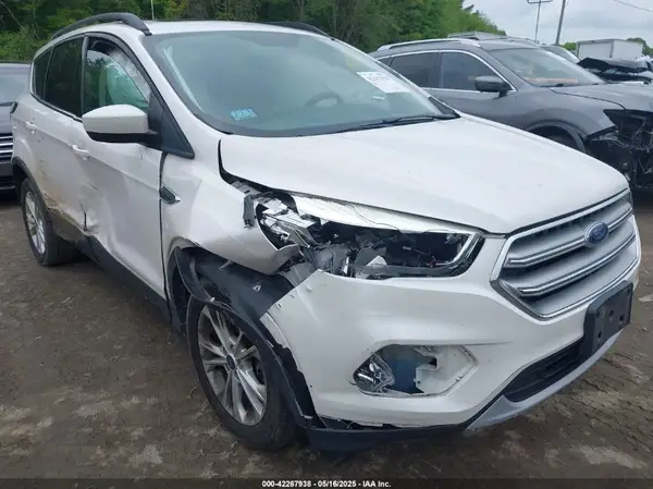 1FMCU9GD3HUC70533 2017 FORD ESCAPE - Image 1