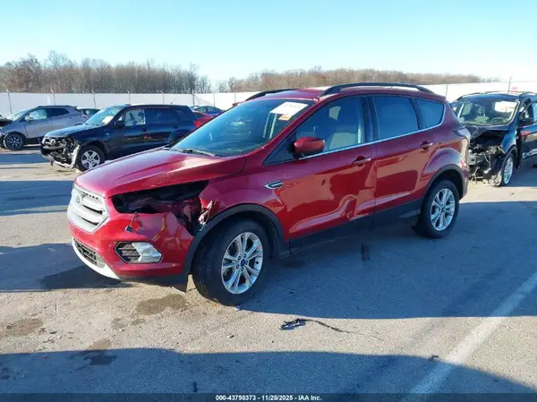 1FMCU9GD3HUC75909 2017 FORD ESCAPE - Image 2