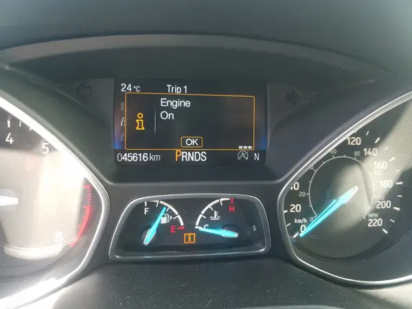 1FMCU9GD3HUC82889 2017 FORD ESCAPE - Image 8