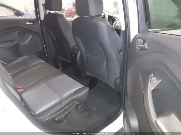 1FMCU9GD3HUC96307 2017 FORD ESCAPE - Image 8