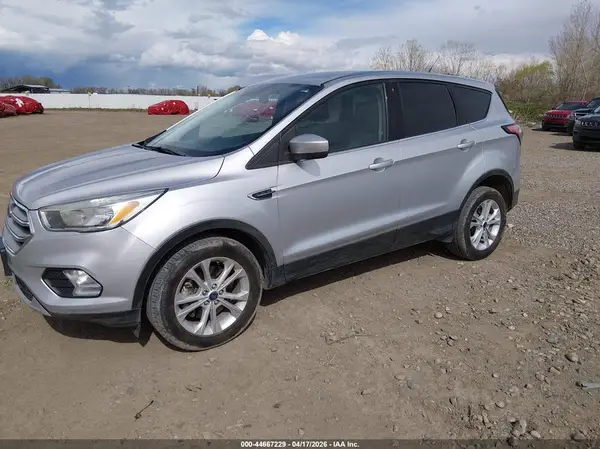1FMCU9GD3HUD68364 2017 FORD ESCAPE - Image 2